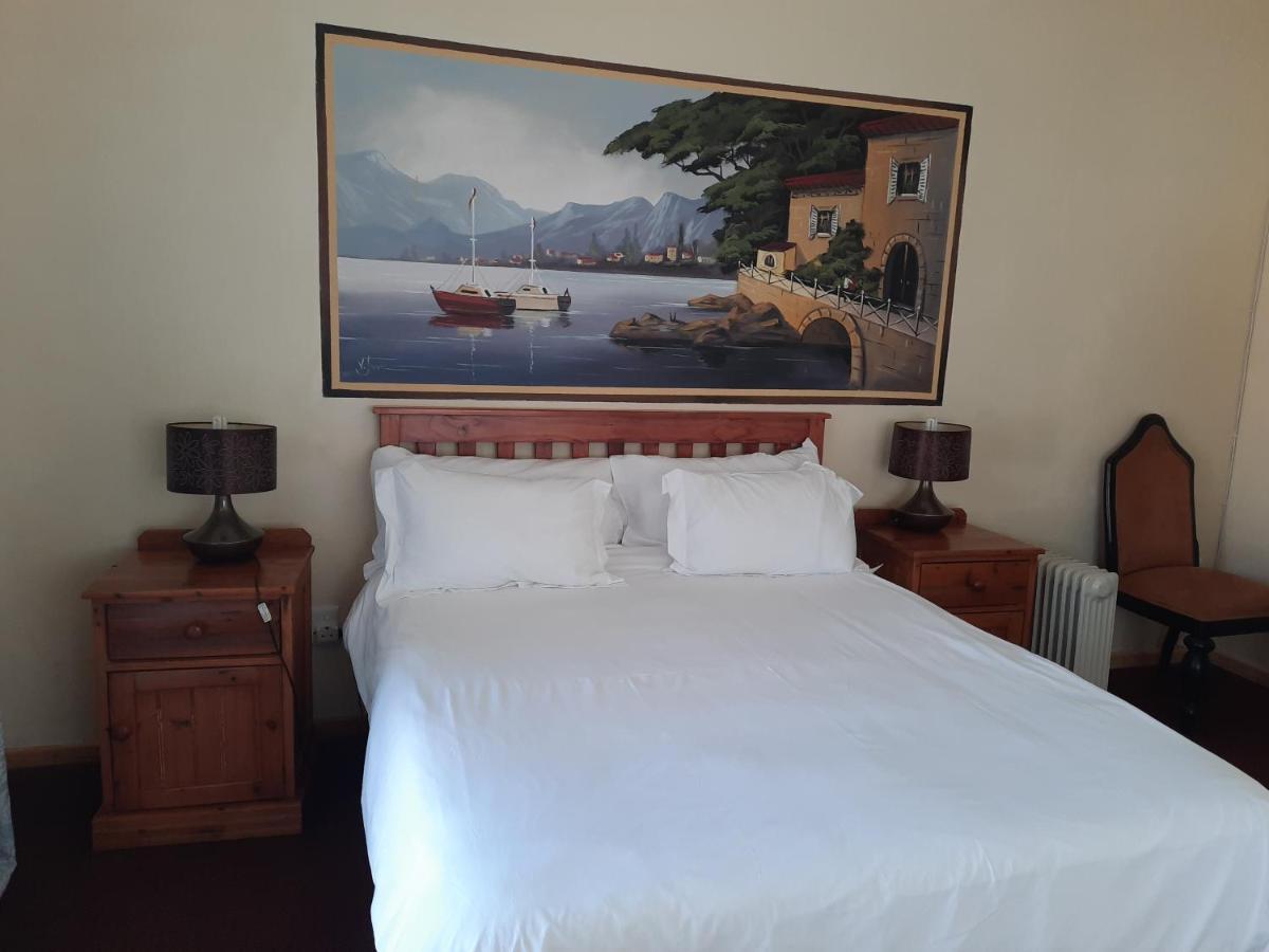 Alpine Inn George Esterno foto