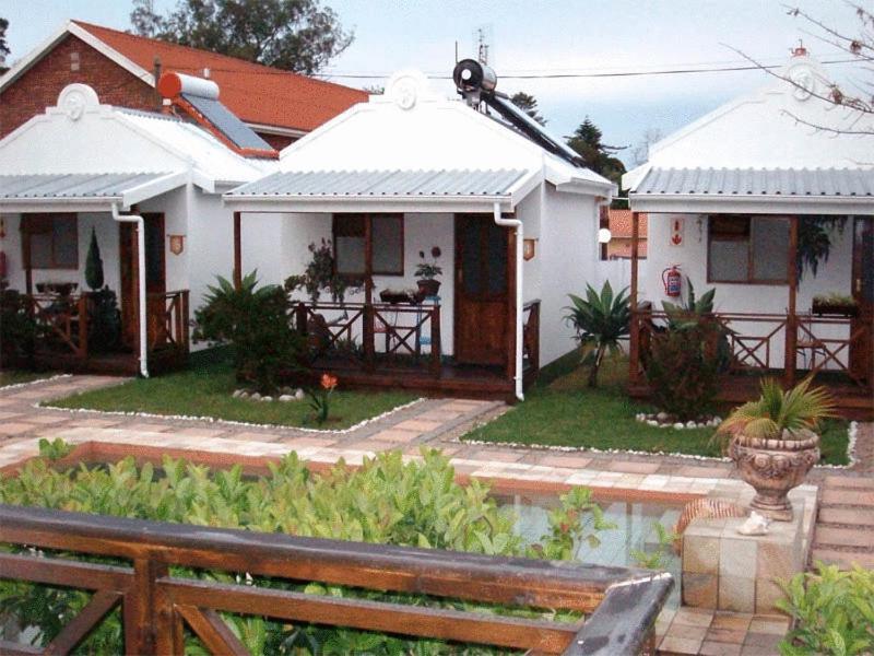 Alpine Inn George Esterno foto