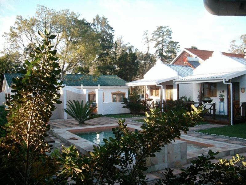 Alpine Inn George Esterno foto